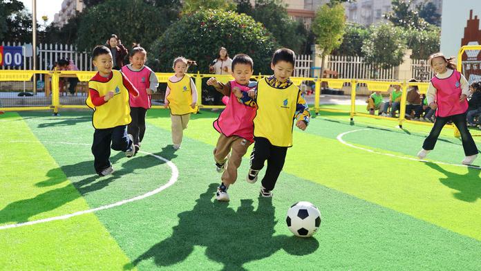 江苏淮安:校园足球 快乐成长