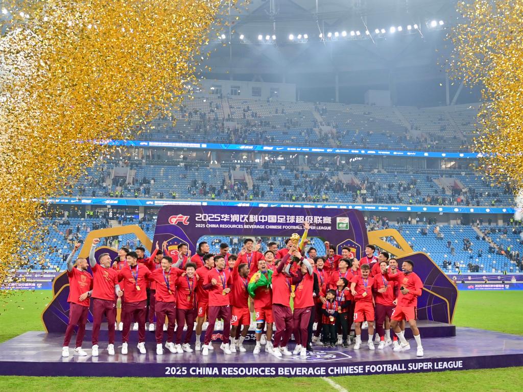 中超综合：上海海港三连冠 梅州、长春降级