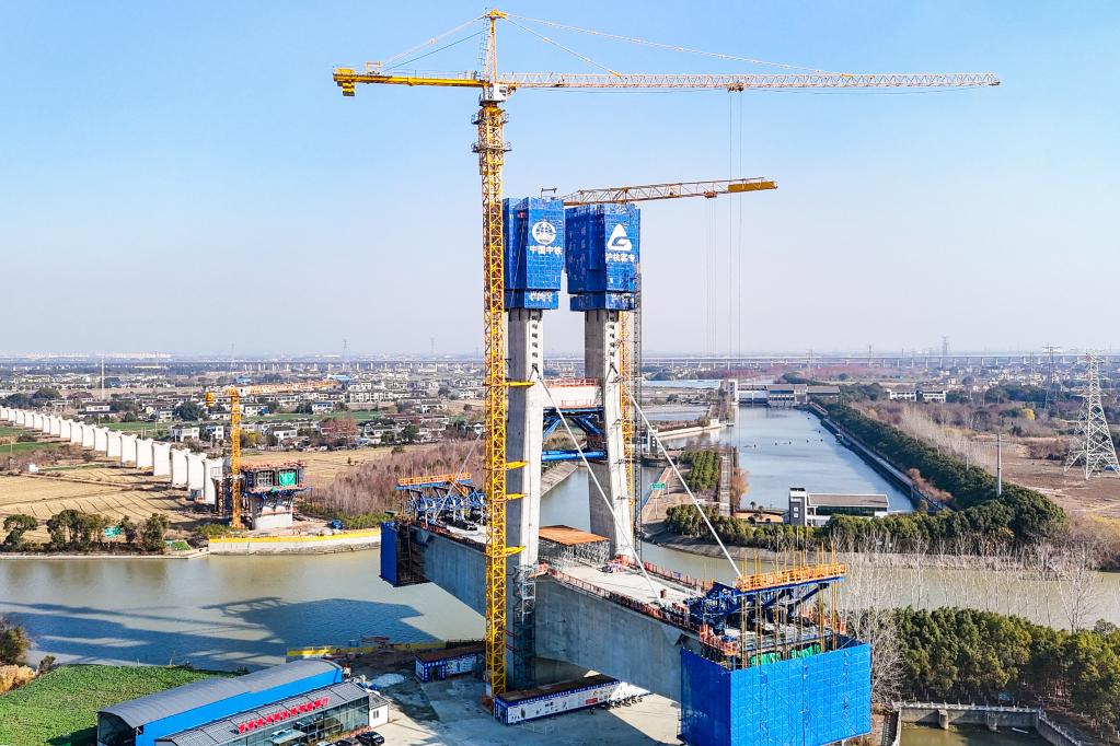 通甬高铁建设忙