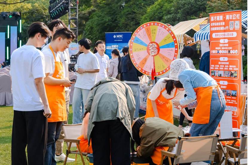 a379e0a6eb43810da9835a1aa1a344c2