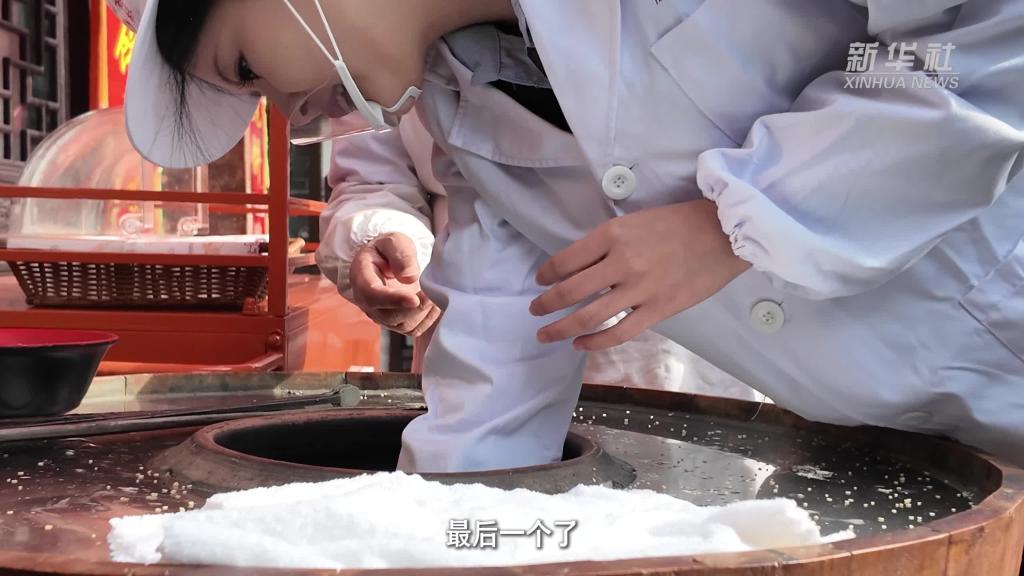 香酥脆！一块小烧饼“烤”出富民大产业