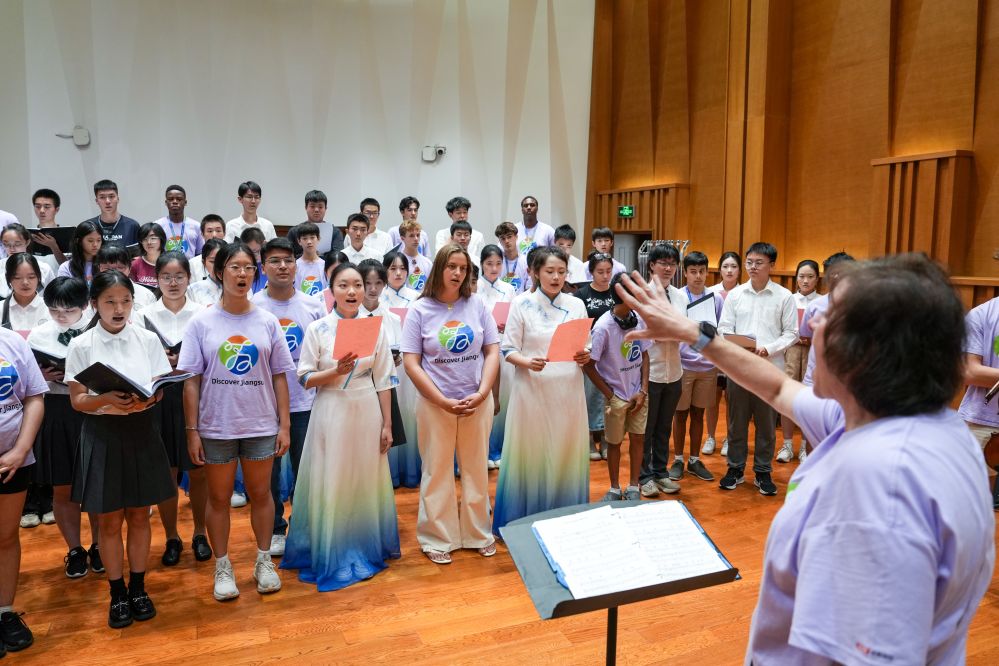 “知音”相会 中美青少年相聚江苏常州、南京