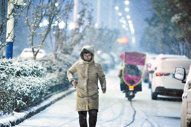 安徽省减灾救灾办下发紧急通知 全力防范应对低温雨雪冰冻天气