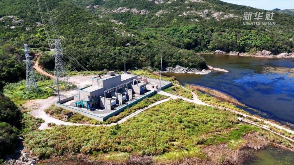 浙江舟山：跨海攻坚护海岛 精细检修强电网