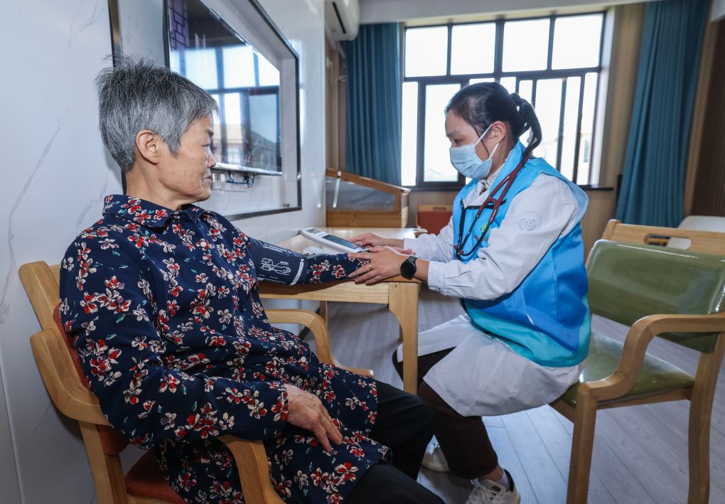 浙江慈溪：健康敲门行动助力医疗服务全覆盖